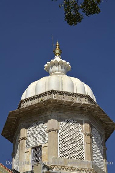 03 City-Palace,_Udaipur_DSC4380_b_H600